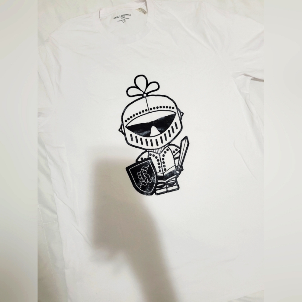 Mens Karl Lagerfeld t-shirt
